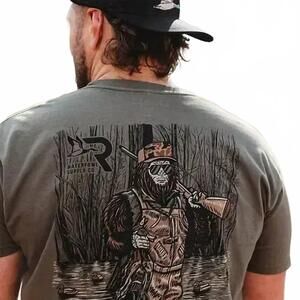 NEW FIELDSTONE roost sasquatch tee in hunter green